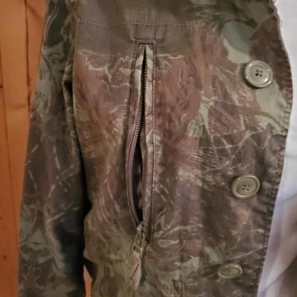 Jacket - Picture 3 of 3